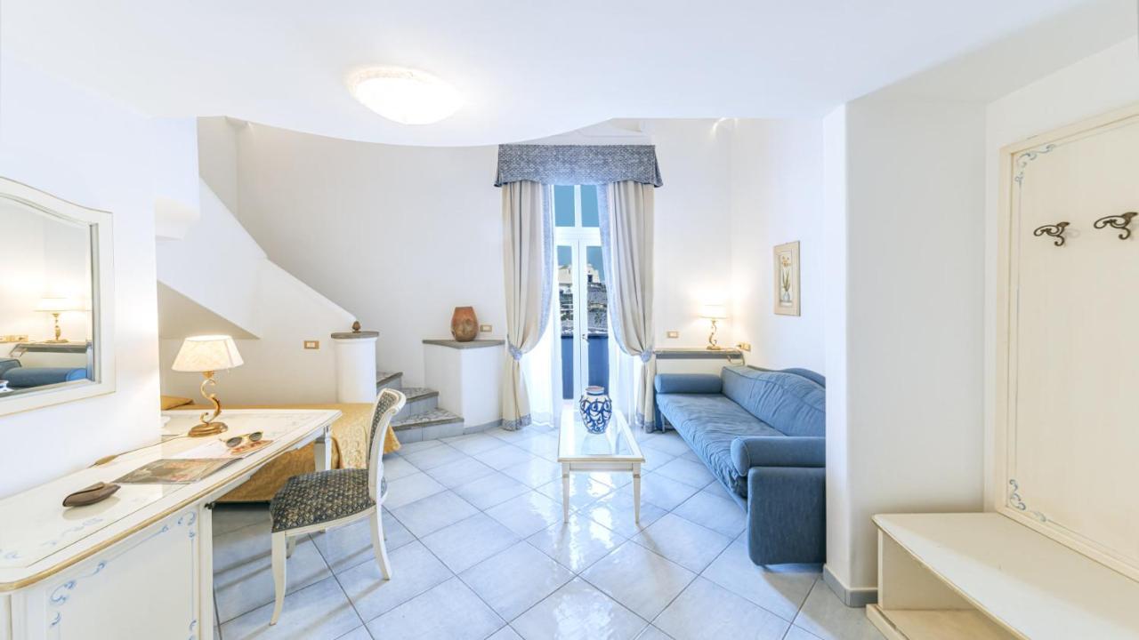 Nettuno Hotel 4*